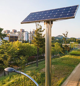¿Cómo funcionan las lámparas solares? Tipos, usos e impactos ambientales